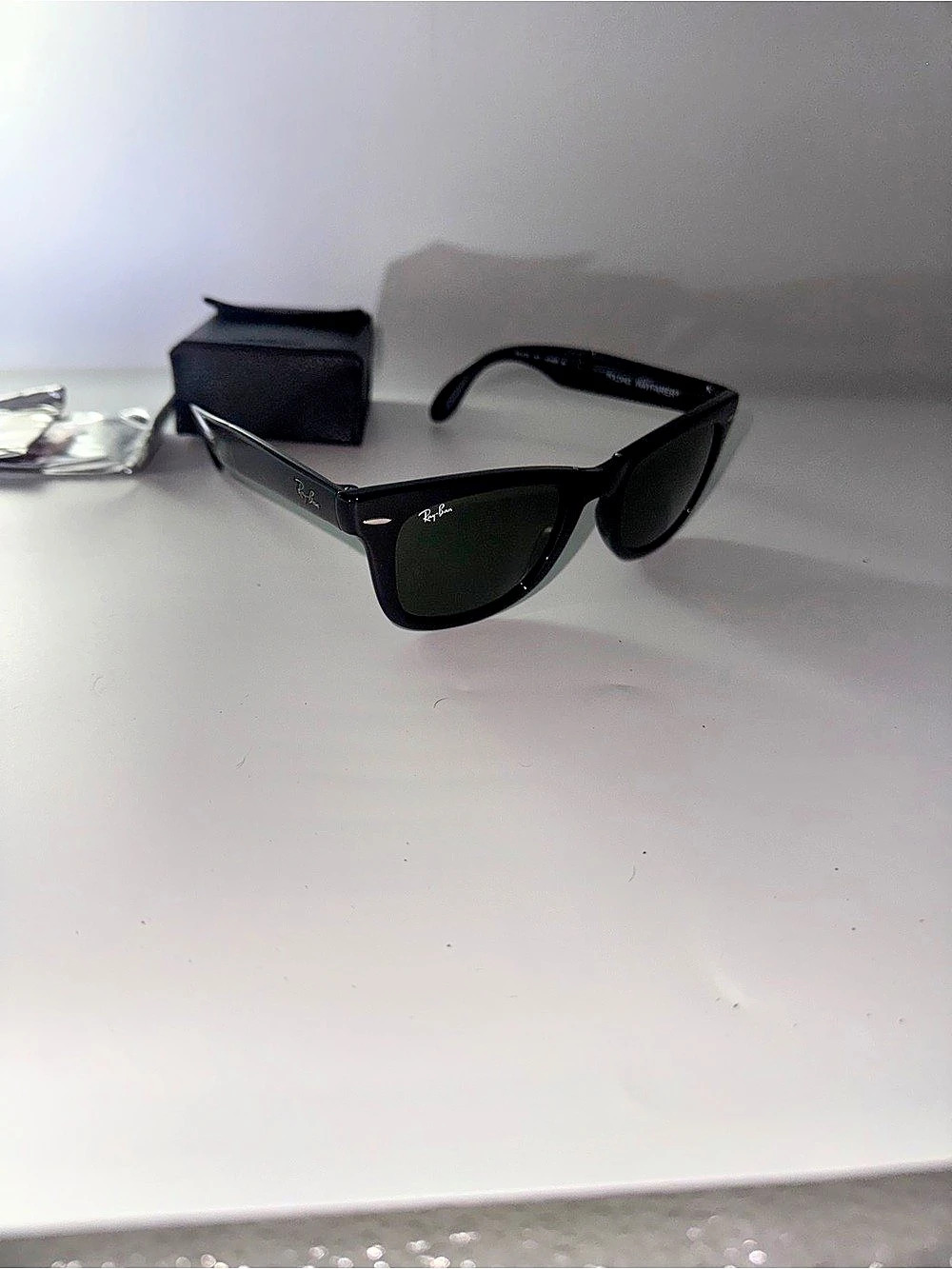 Ray-Ban Wayfarer Folding Classic RB4105 Black Sunglasses